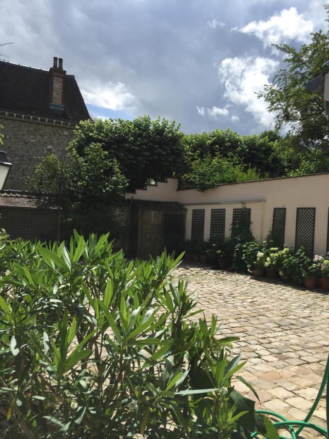 Bed and Breakfast Le Jardin Cathedrale à Chartres Extérieur photo