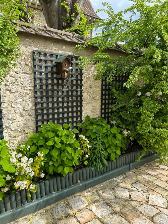 Bed and Breakfast Le Jardin Cathedrale à Chartres Extérieur photo